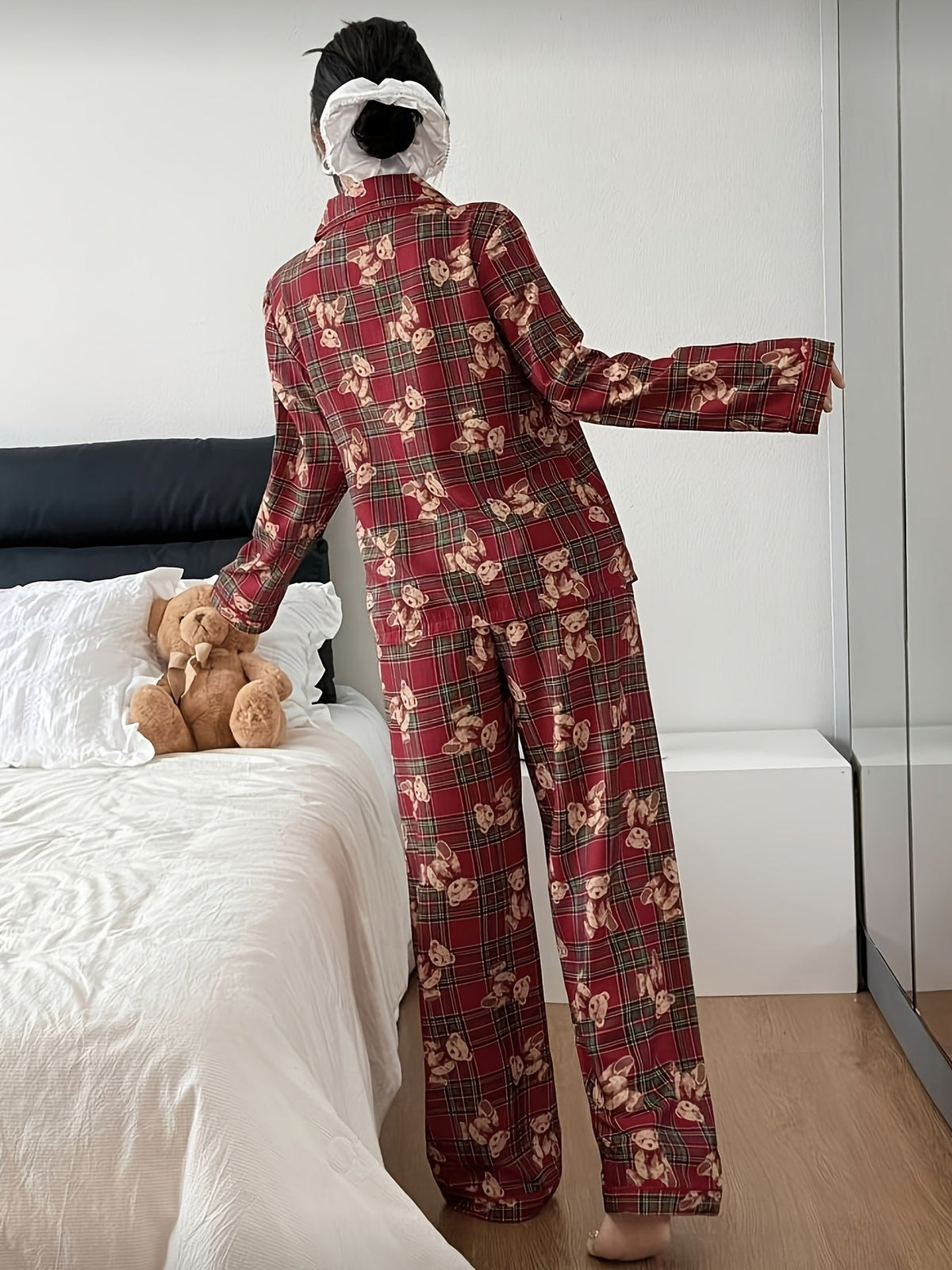 Bergit | Plaid Teddy Bear Print Pajamas for Women with Notched Collar