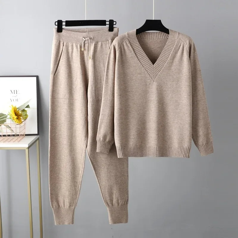 Margje | Ribbed V-Neck Sweat Set with Drawstring for Women