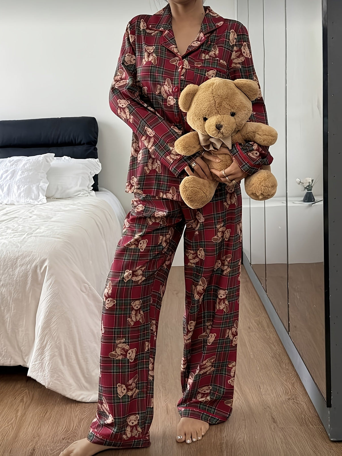 Bergit | Plaid Teddy Bear Print Pajamas for Women with Notched Collar