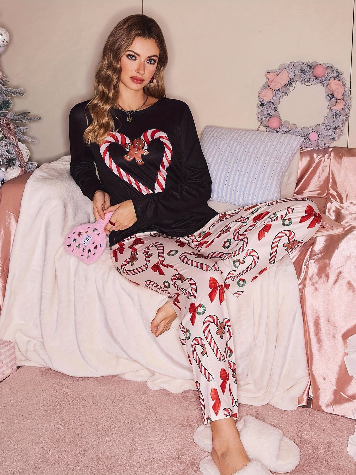 Sheila | Festive Pajamas with Crew Neck and Tree Candy Print