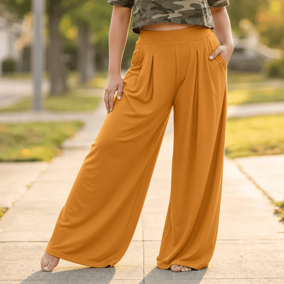 Nevaeh | High-Waisted Pleated Palazzo Pants with Pockets